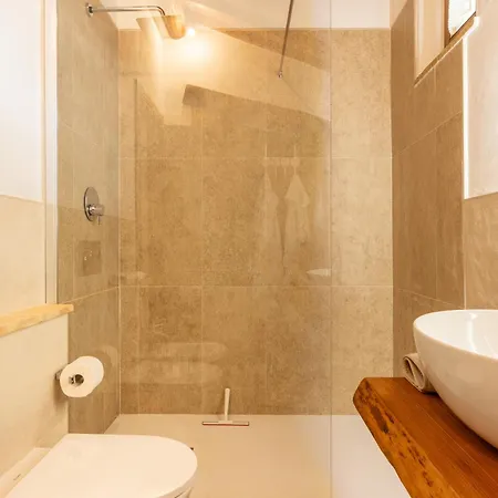 Asso Di Picche Apartmán *